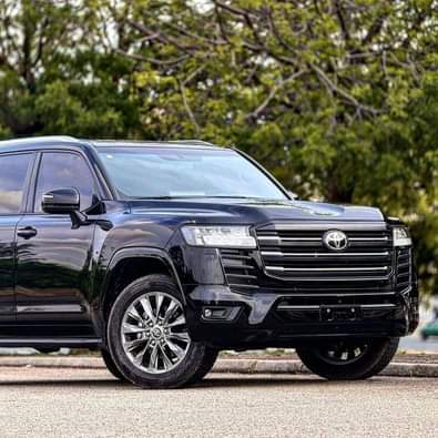 A picture of  An Extremely Clean Foreign Used 2024 Toyota Landcruiser GXR