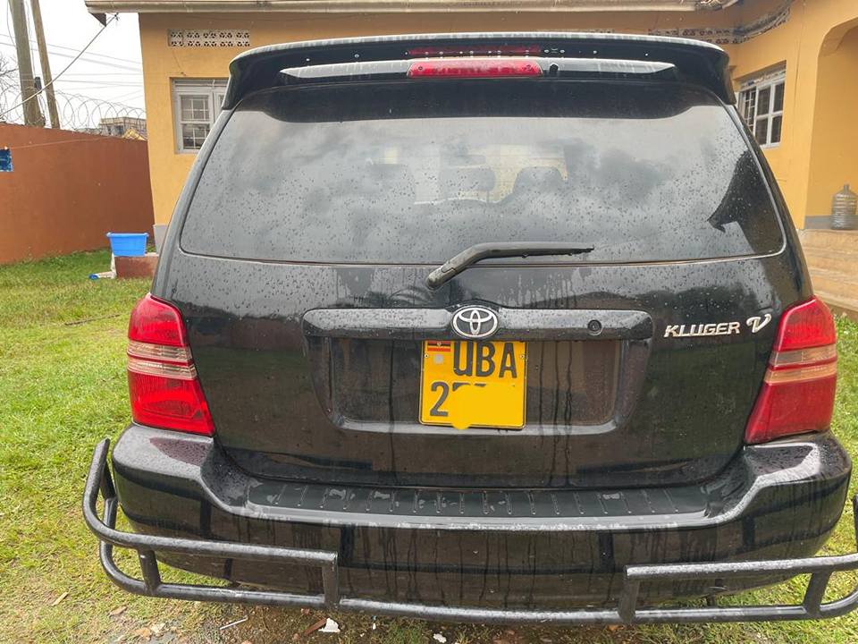 A picture of Toyota Kluger on sale at 17m Ugx now now