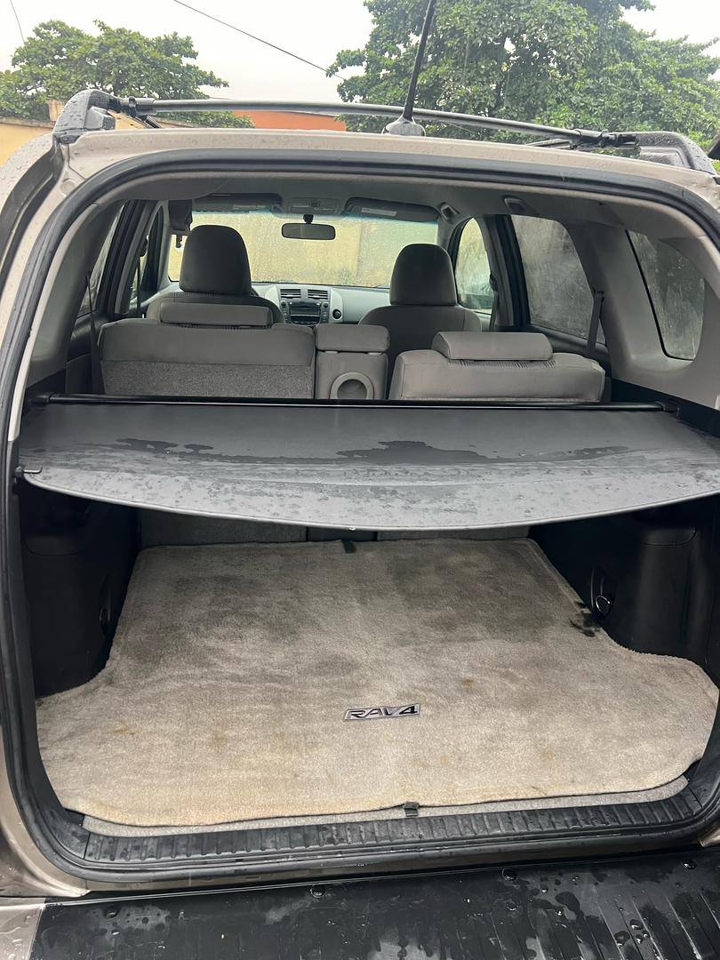 A picture of TOKUNBO TOYOTA RAV4 2011 MODEL