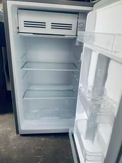 classifieds/fridges