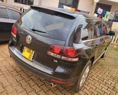 A picture of VW Toureg at 37M Petrol 3.0 Engine Automatic transmission. Call