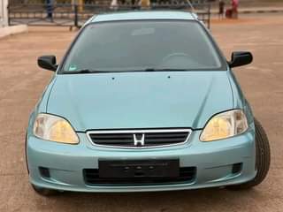 A picture of Honda Civic 2000