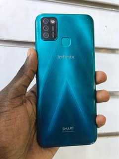 A picture of Infinix Smart 5 32gb 2gb 250k clean no cracks 0759979422