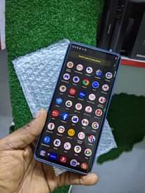 A picture of Aquas R6 GB 128 RAM 12
