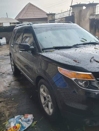 A picture of Distress sales Ford explorer 2015 16model First body 8month use