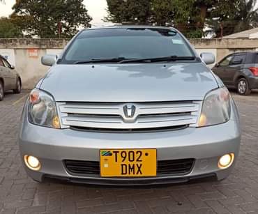 used toyota ist