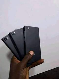 A picture of Redmi w3c