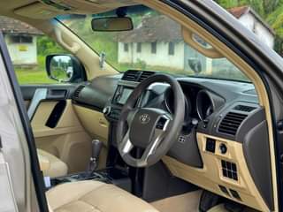 A picture of TOYOTA PRADO 150