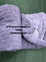 A picture of Second Hand DUVETS