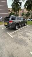 A picture of TOYOTA 4RUNNER 2013