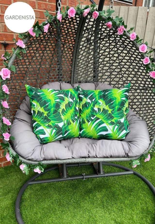 A picture of Out door furniture