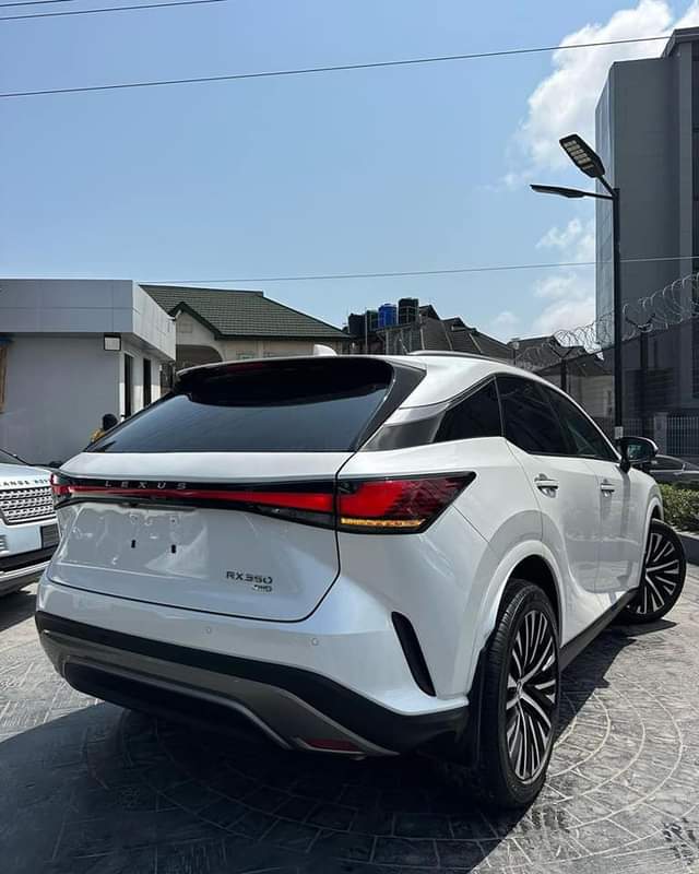 A picture of Brand new 2024 Lexus RX350 185m
