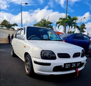 used nissan march