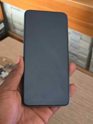 A picture of Huawei Y9S 128gb 6gb ram everything working perfectly well