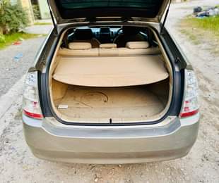 A picture of Toyota prius hybrid