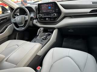 A picture of Foreign used Toyota Highlander 2022 price 40M Location Abuja