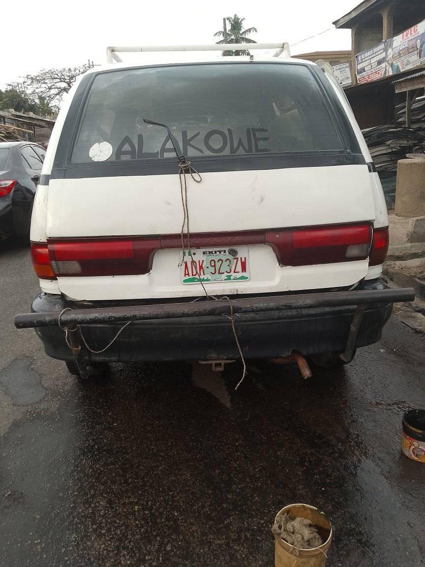 A picture of Toyota previa