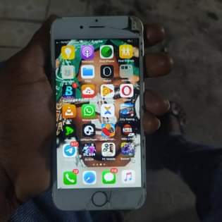 A picture of Iphone 6 plain