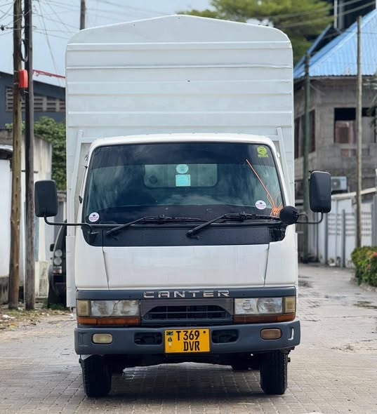 A picture of Mitsubish Canter