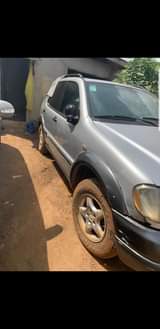 A picture of Benz Ml320