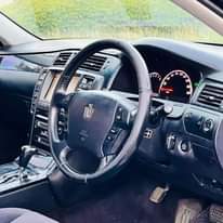 A picture of Toyota crown Athletic