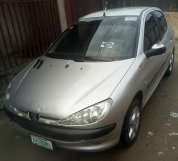 A picture of Peugeot 206 2006 Model Colour silver Low mileage Manual Transmission