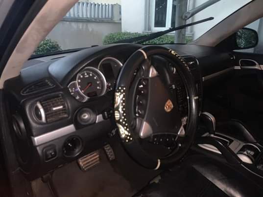 A picture of Porsche cayenne