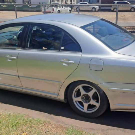 used toyota avensis