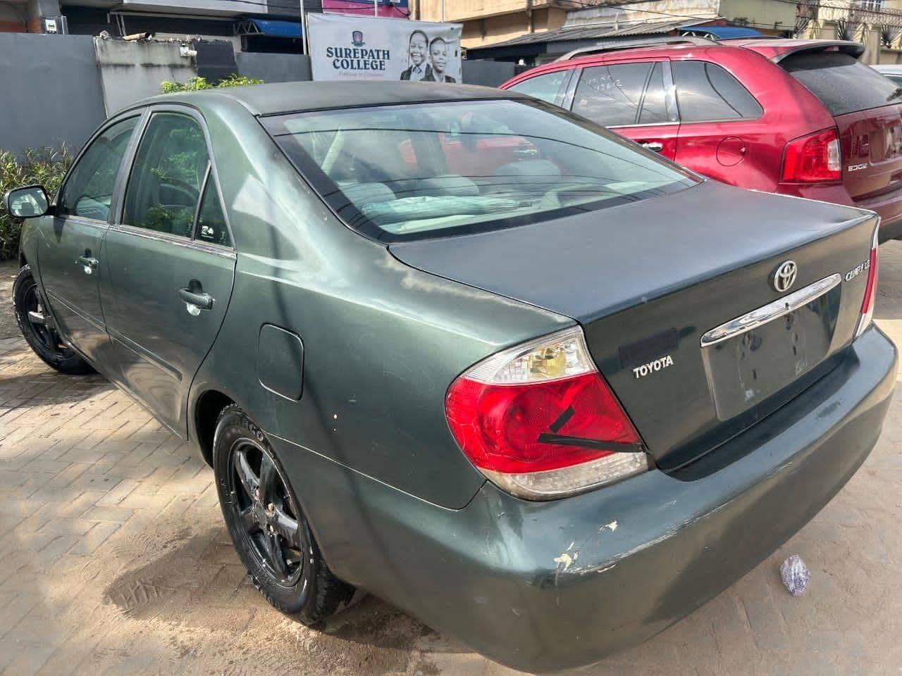 A picture of 2006 Toyota camry