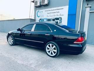 A picture of Toyota Crounw On Sale M10 8