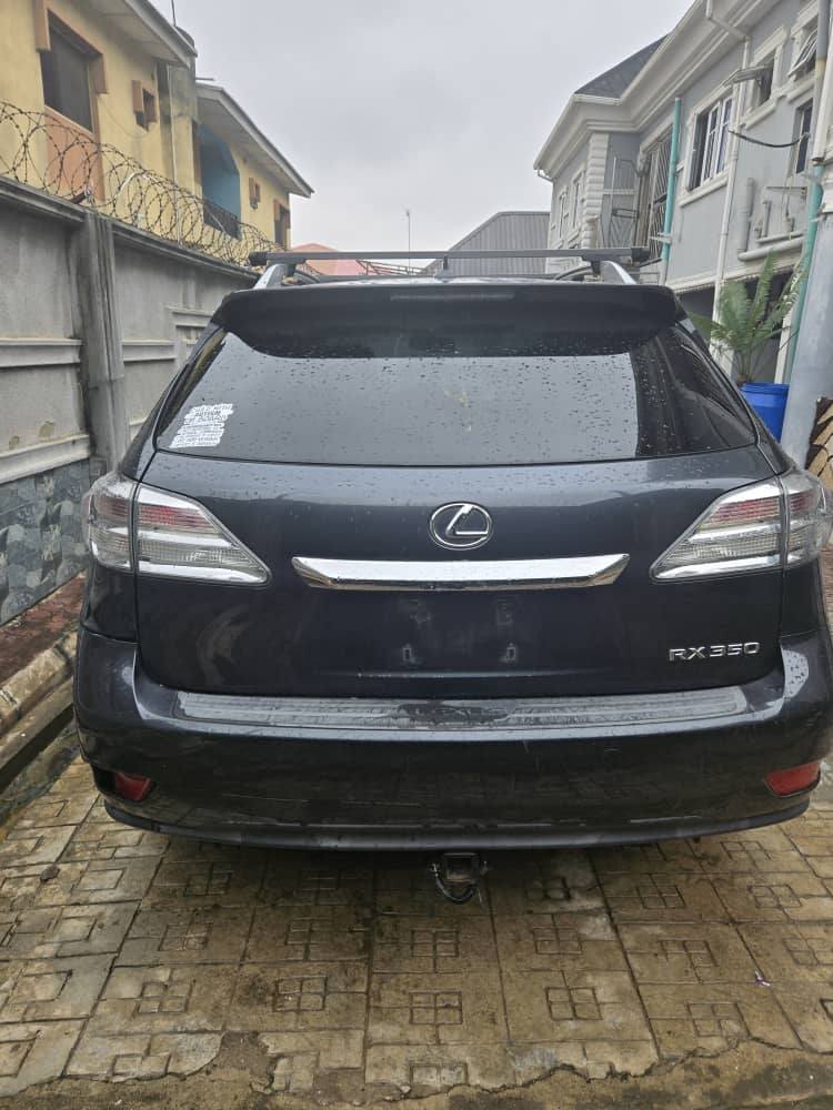 A picture of Foreign Used RX350 2011