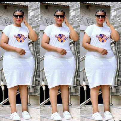 A picture of Zpcs and dress