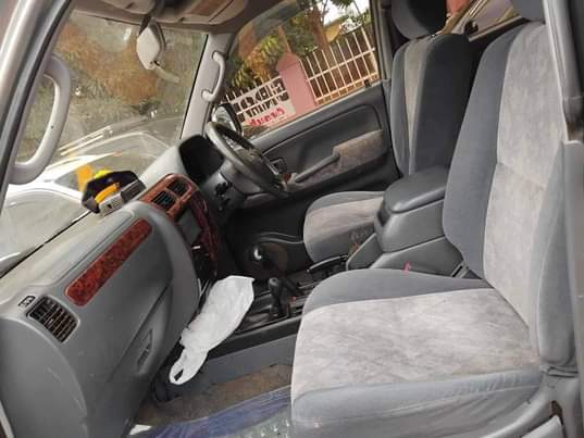 A picture of 2000 Toyota Prado Hjmk