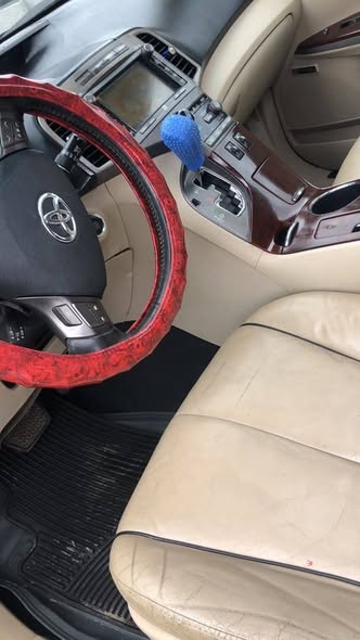 A picture of Toyota Venza