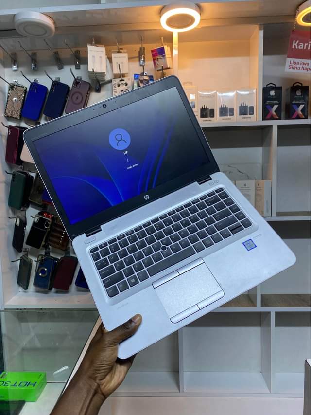 A picture of ELITEBOOK 840 G3 BEI 550 000 NEWLY CONDITION PORTABLE MACHINE