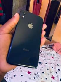 A picture of Iphone XR