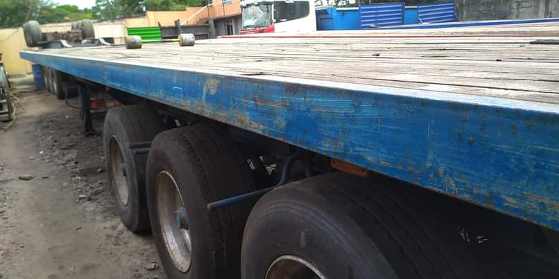 A picture of trailer Excel zake BPW zipo offisini simu 0714282303 0764282303