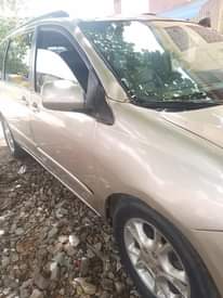 A picture of Toyota Serina xle