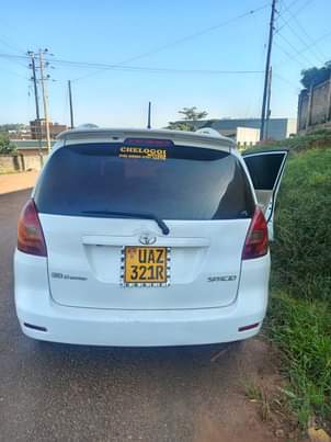 A picture of It s on quick sale wtsp or cal 0702076321 0775291943