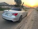 A picture of 2013 Chrysler 200 4