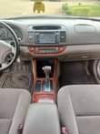 A picture of 2004 Toyota Camry Luxury edition