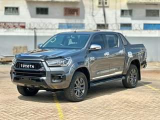 A picture of 2016 toyota hilux