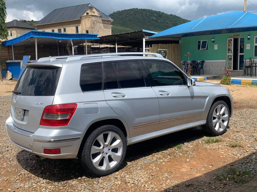 A picture of Extremely clean Mercedes Benz Glk350 2011model Ac everything is working