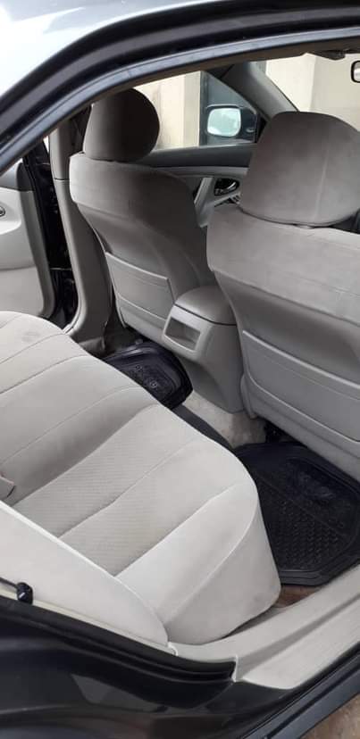 A picture of TOYOTA CAMRY