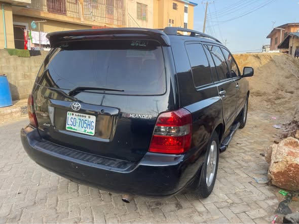 A picture of Toyota Highlander 08163843660