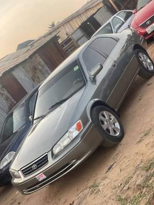 A picture of Very clean and sharp Toyota Camry big light with full