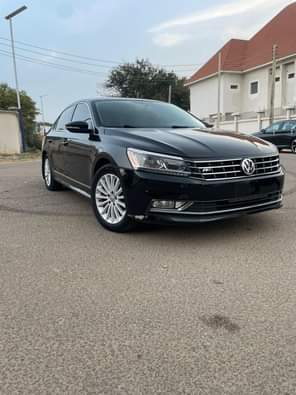 A picture of FOREIGN USED VOLKSWAGEN PASSAT 2016 MODEL SE SPORT EDITION WITH