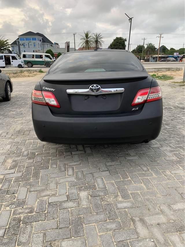 A picture of Toyota Camry 2011 model everything is working perfectly 07041840355