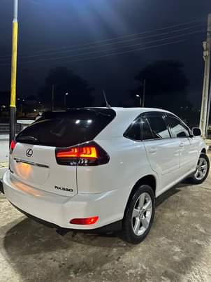 A picture of Rx330 2005 Toks 13Million