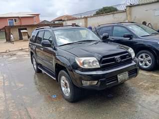 A picture of Toyota 4Runner